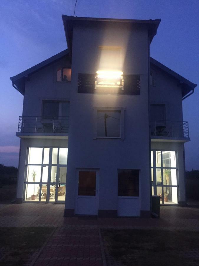 Sobe Matea - Prenociste Hotel Vinkovci Bagian luar foto