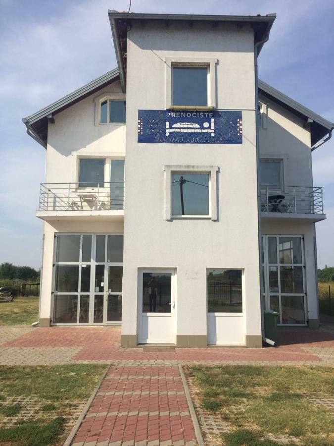 Sobe Matea - Prenociste Hotel Vinkovci Bagian luar foto